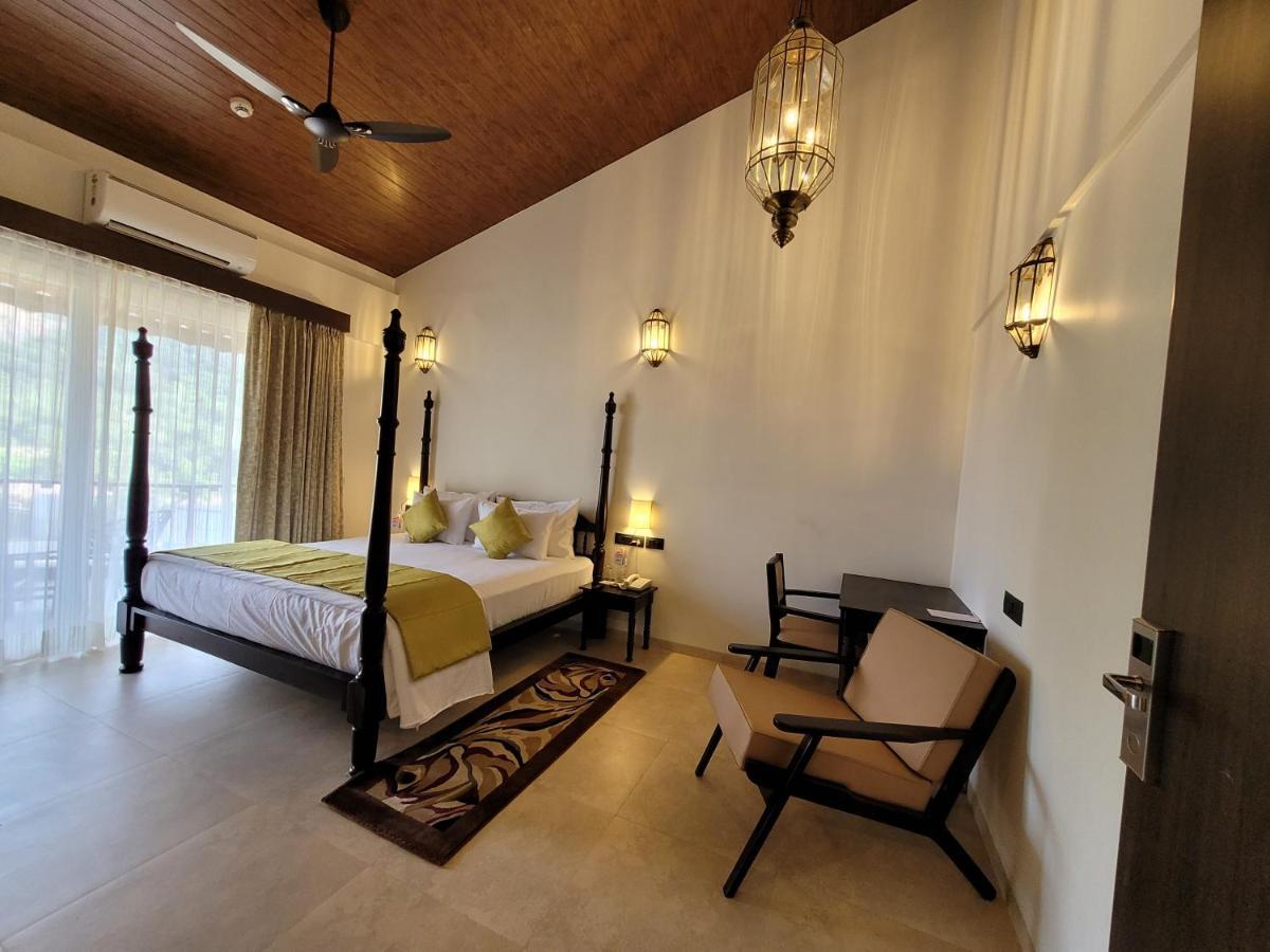 Mastiff Grand La Villae Lonavla Exterior foto
